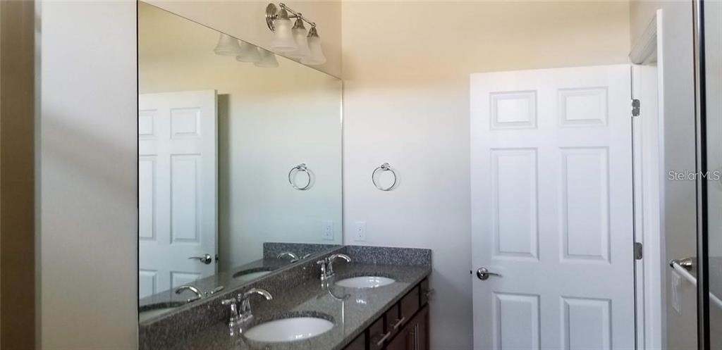 18884 Lanuvio Street - Photo 8