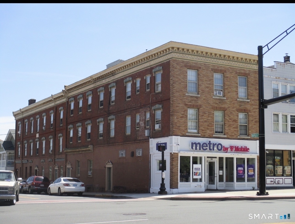 666 Main Street - Photo 0