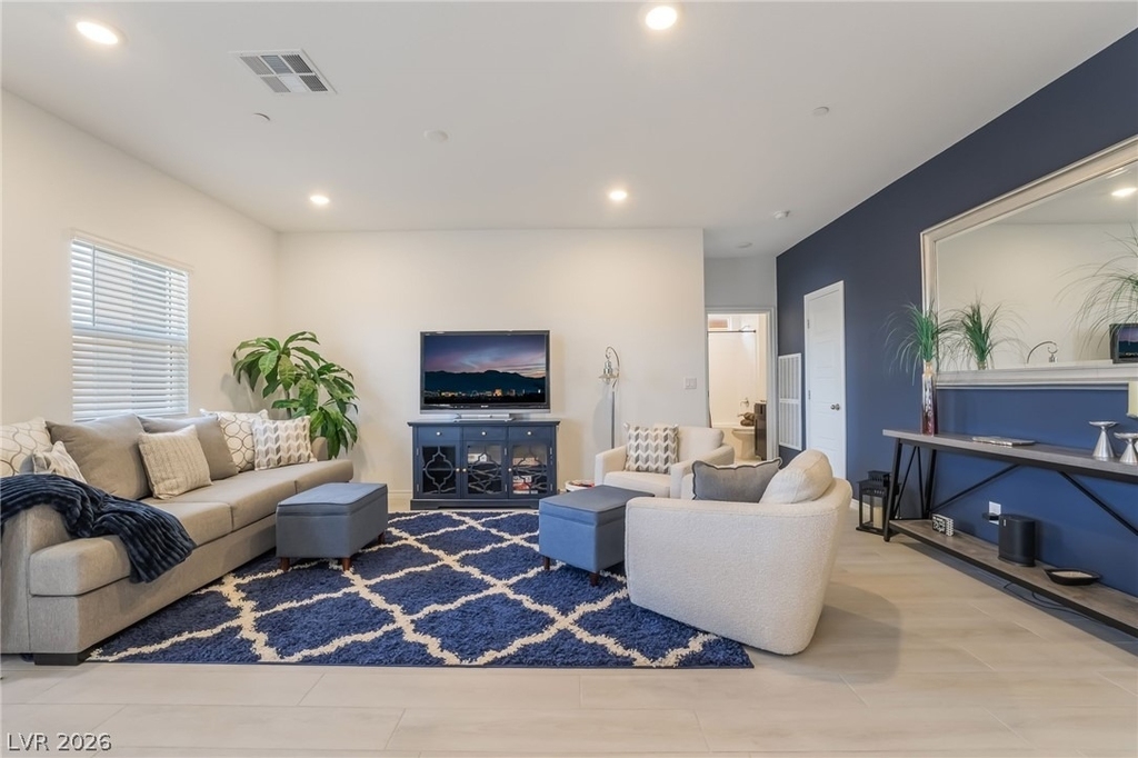 292 Whitney Crest Street - Photo 8