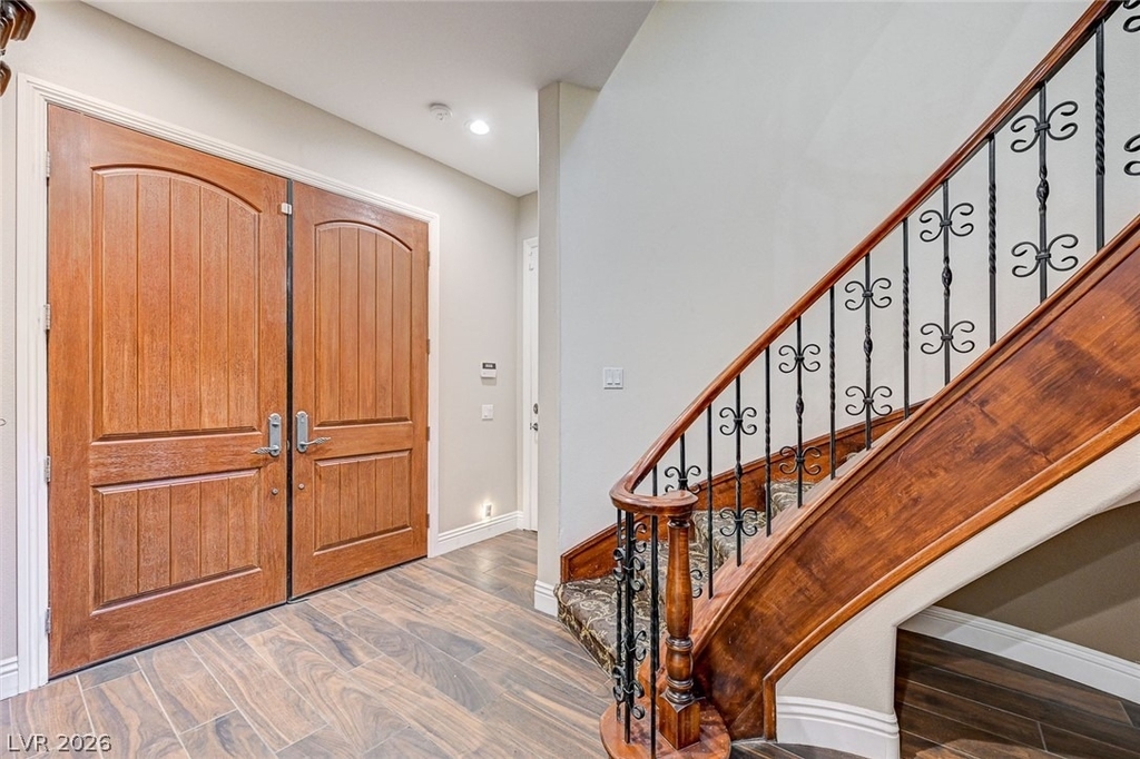 8490 Via De Bellasidra Court - Photo 7