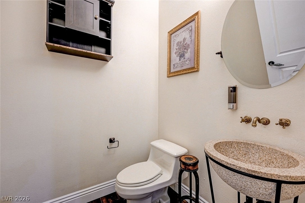 8490 Via De Bellasidra Court - Photo 24