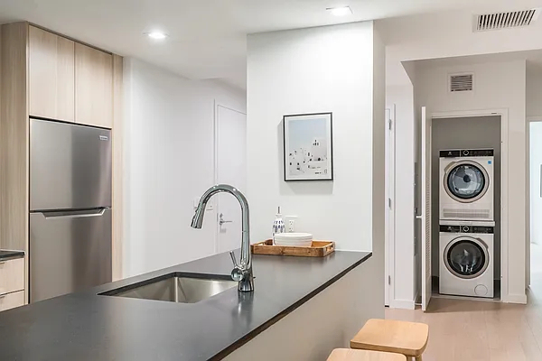 975 Nostrand Avenue - Photo 6