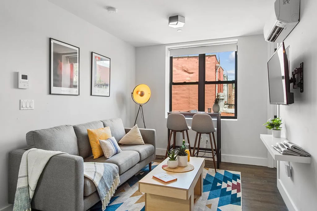 64 Stagg Street - Photo 0