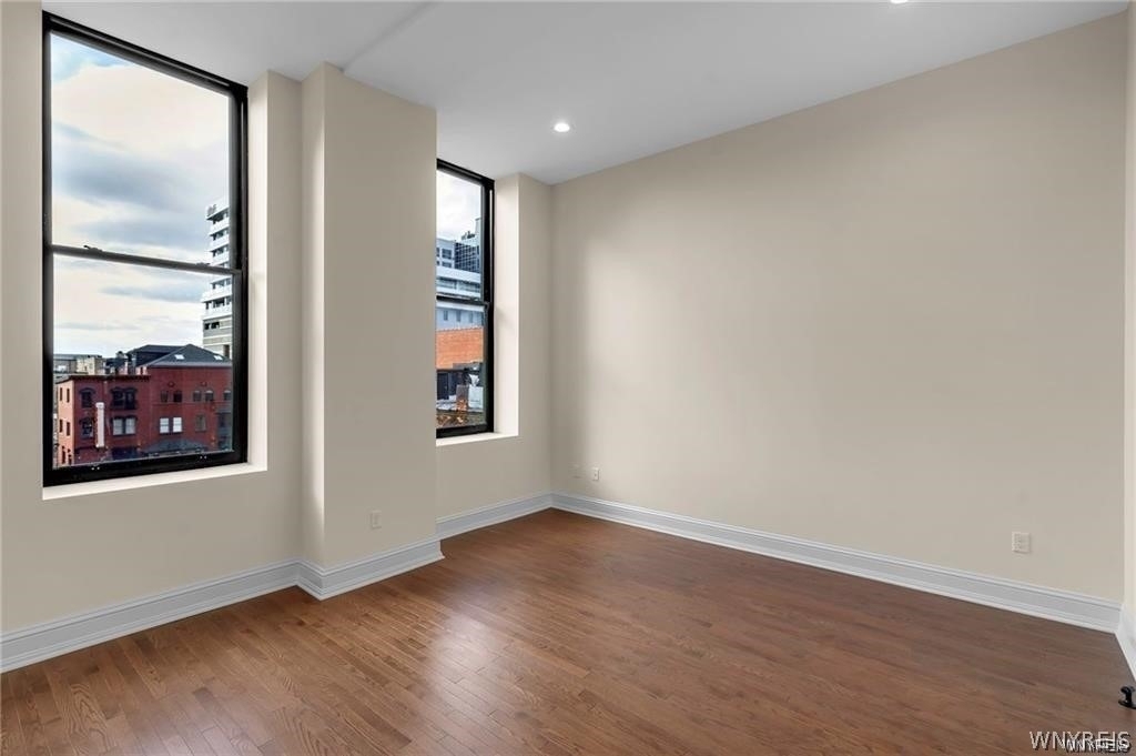 674 Main Street - Photo 33