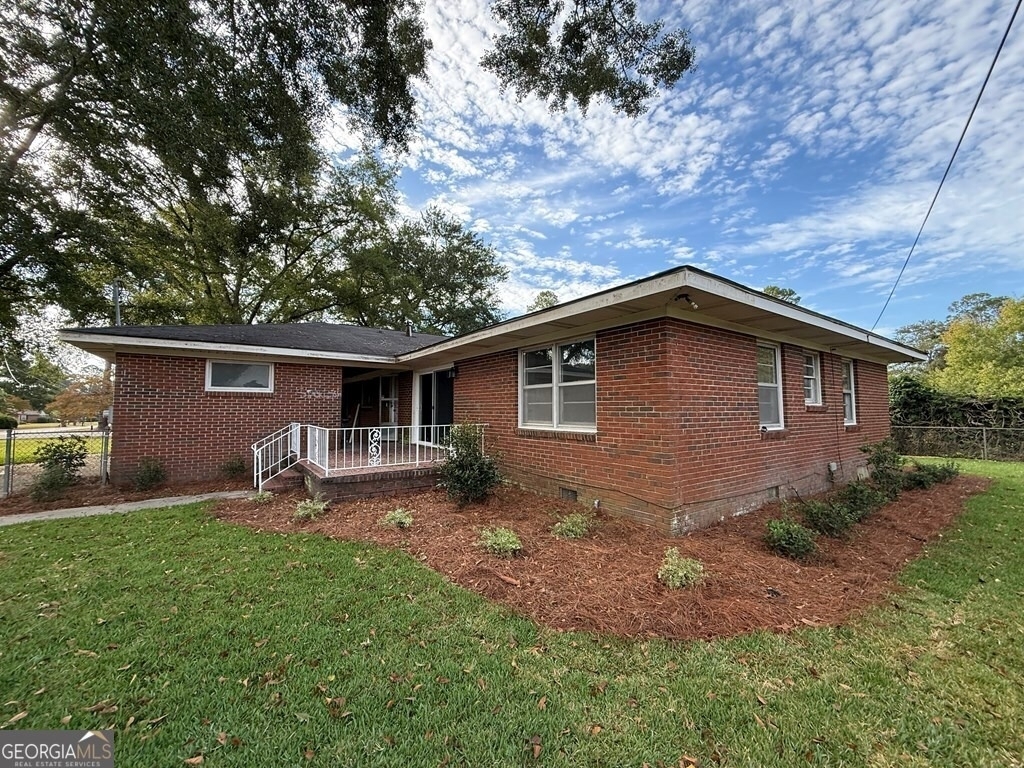 412 Roberson Street - Photo 10