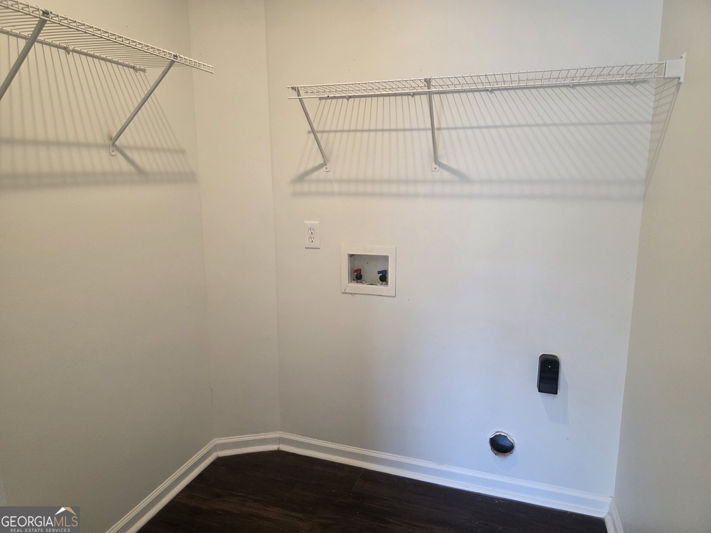 434 Roberts Way - Photo 9