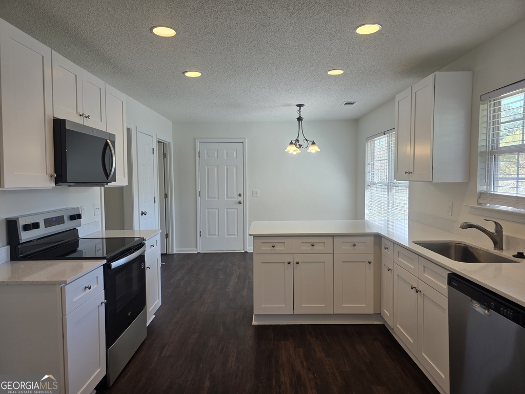 434 Roberts Way - Photo 5