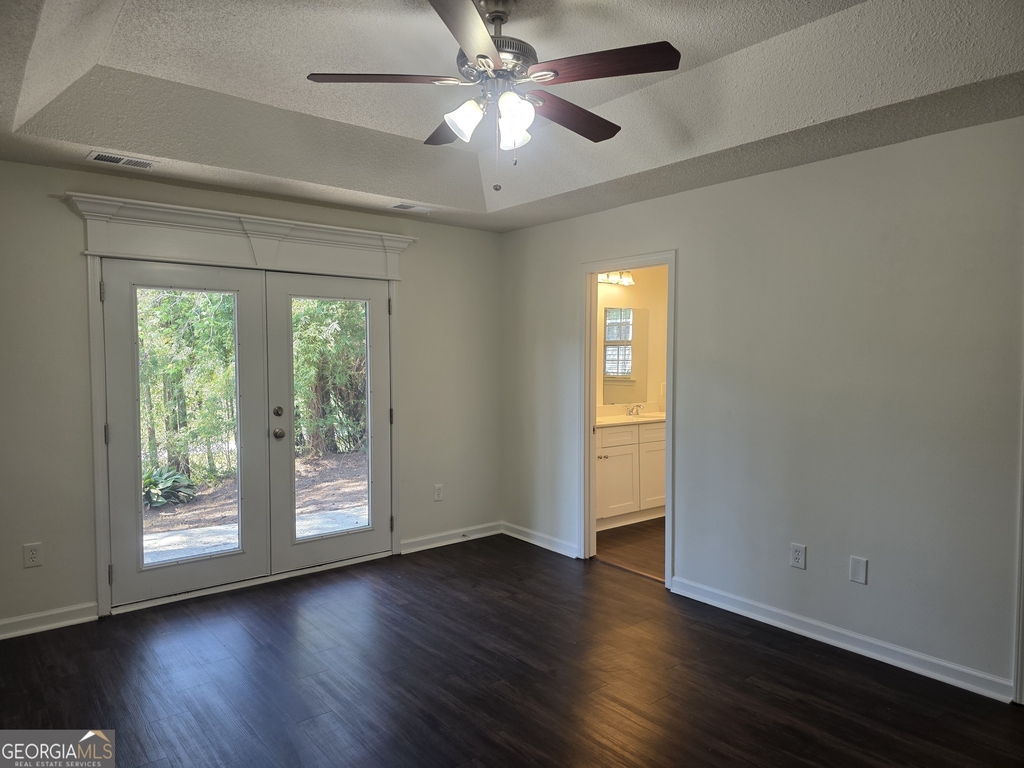 434 Roberts Way - Photo 18