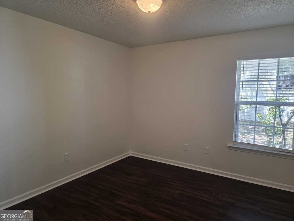434 Roberts Way - Photo 15