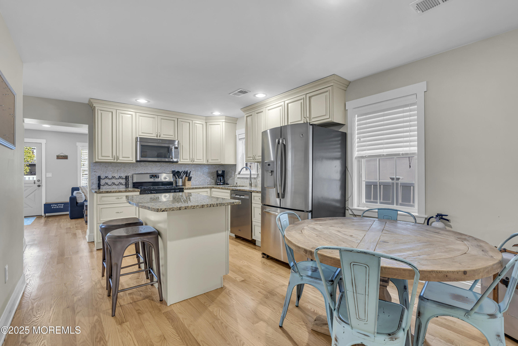 196 3rd Avenue - Photo 6