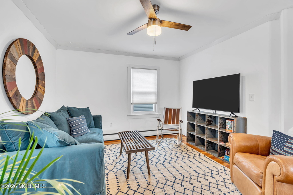 1227 Bay Avenue - Photo 10