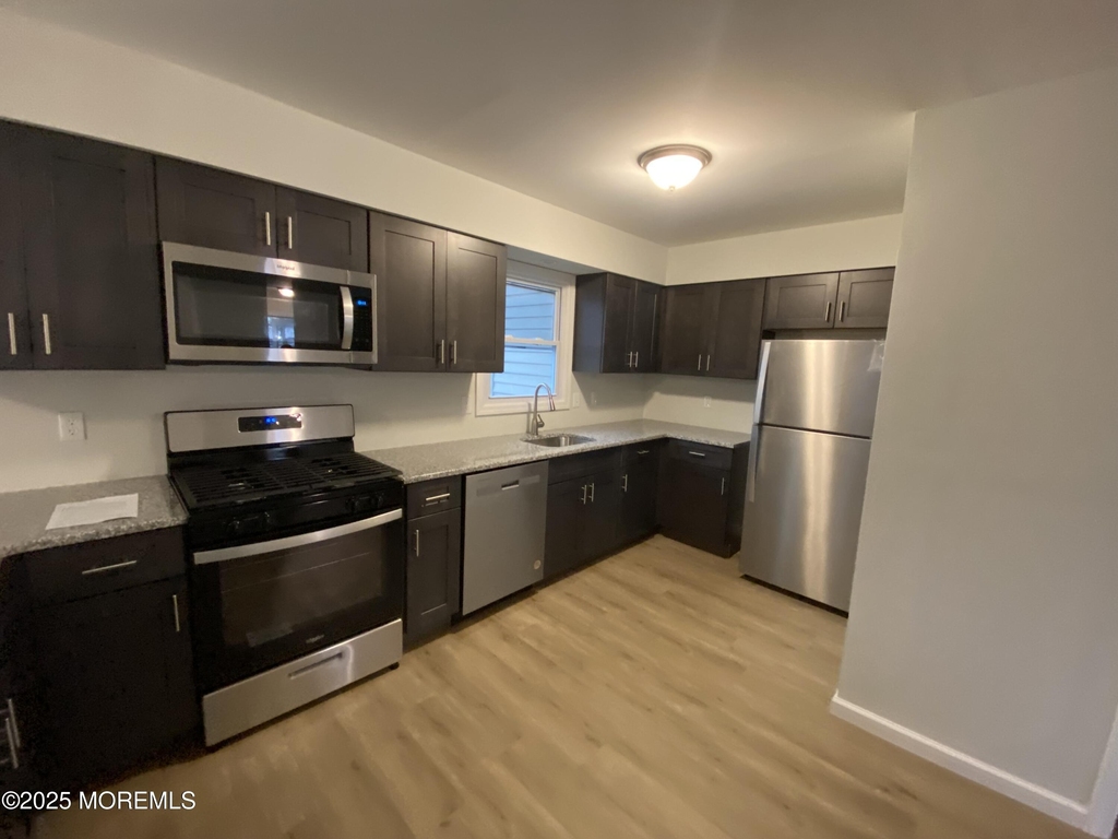 12a Diamond Drive - Photo 2