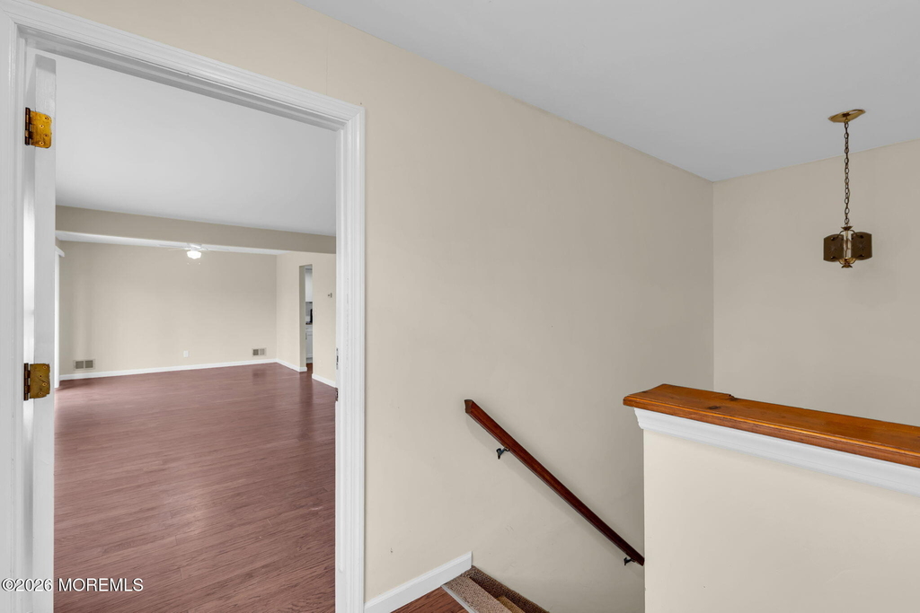 404 9th Avenue - Photo 3