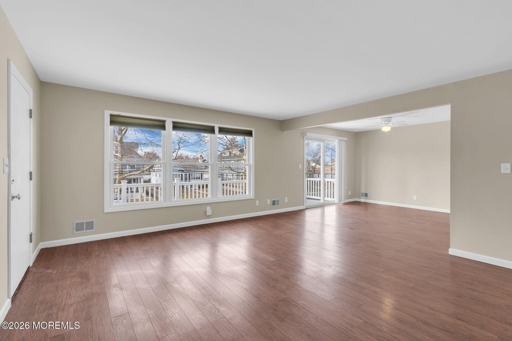 404 9th Avenue - Photo 5