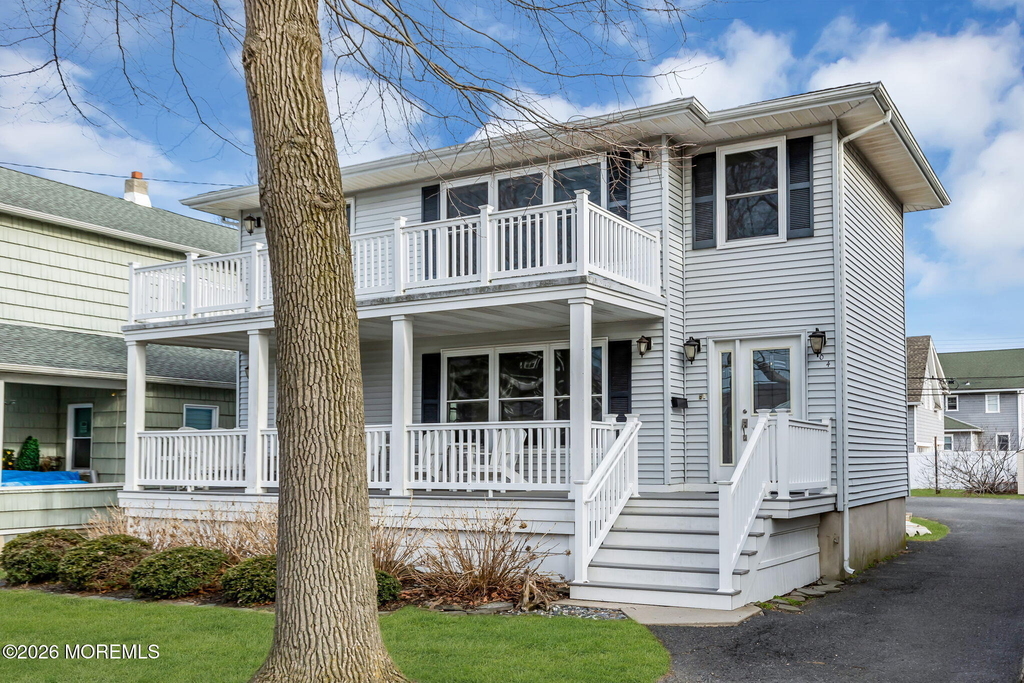 404 9th Avenue - Photo 2