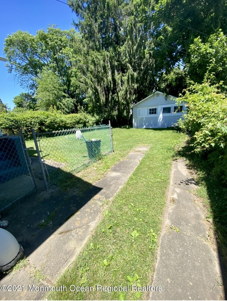 127 Phillips Avenue - Photo 4