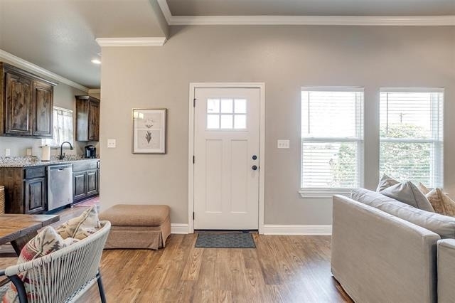 2700 James - Photo 4