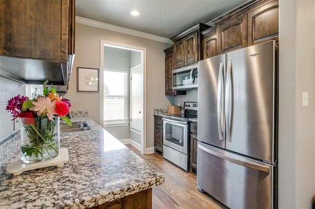 2700 James - Photo 10