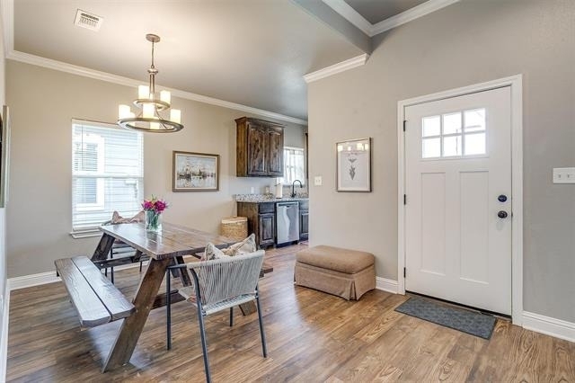 2700 James - Photo 5