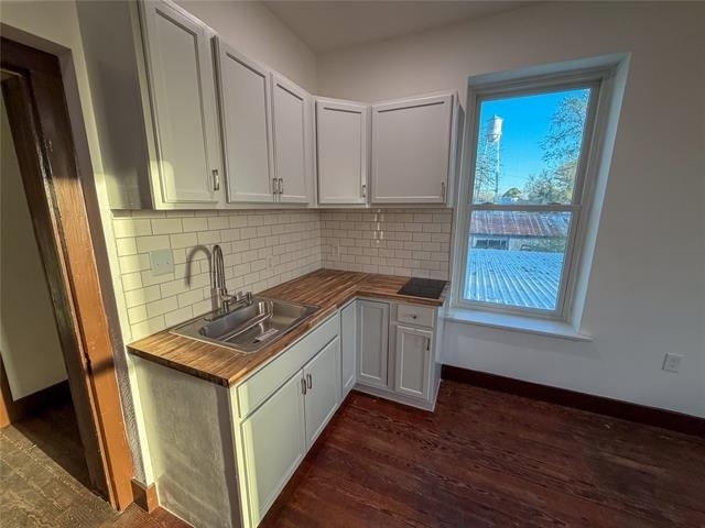 107 E Stone Street - Photo 11