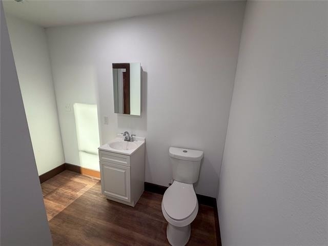 107 E Stone Street - Photo 3