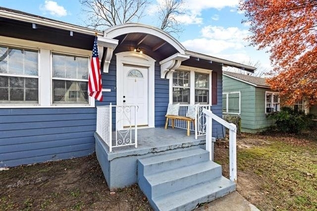 1310 W Morton Street - Photo 0