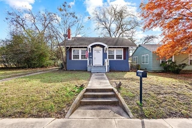 1310 W Morton Street - Photo 2
