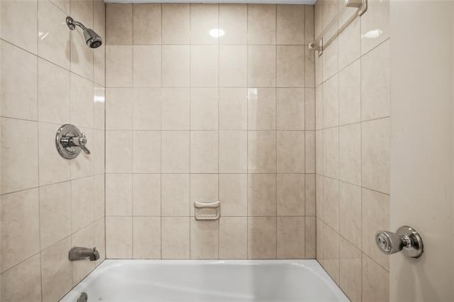 15721 Mapleview Circle - Photo 26