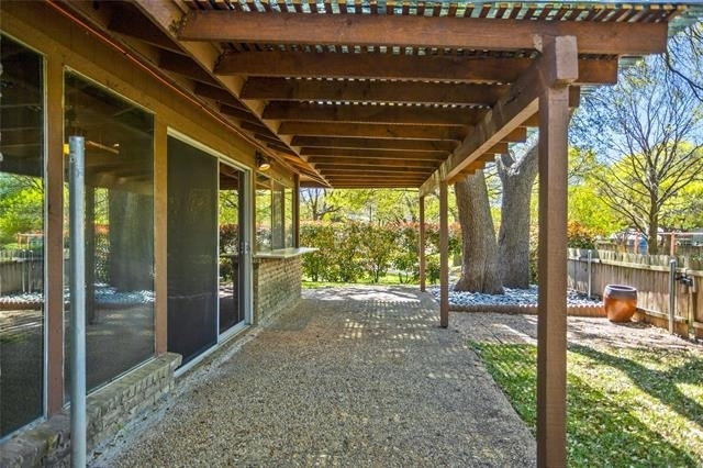 15721 Mapleview Circle - Photo 33