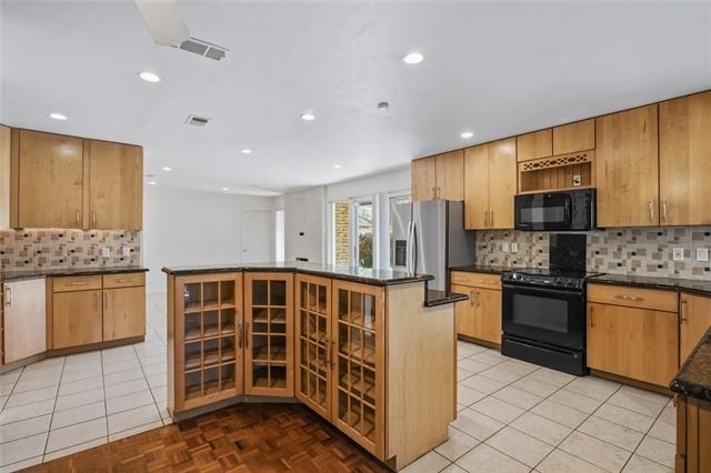 15721 Mapleview Circle - Photo 11