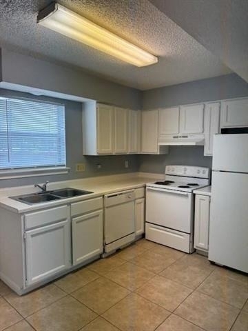 2822 Wimbledon Court - Photo 2