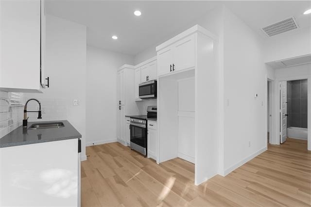 2217 Sayle Street - Photo 3
