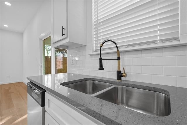 2217 Sayle Street - Photo 7