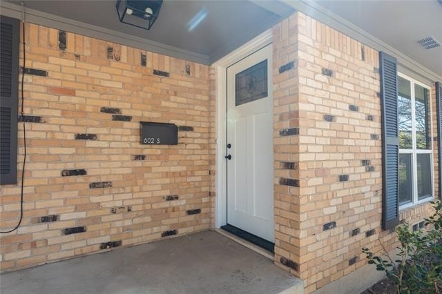 602 N Morris Street - Photo 2