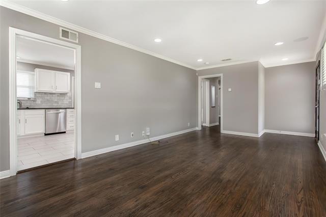 570 Bondstone Drive - Photo 4