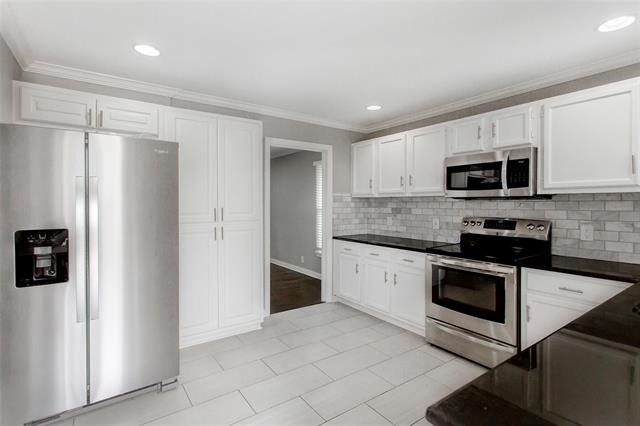 570 Bondstone Drive - Photo 8
