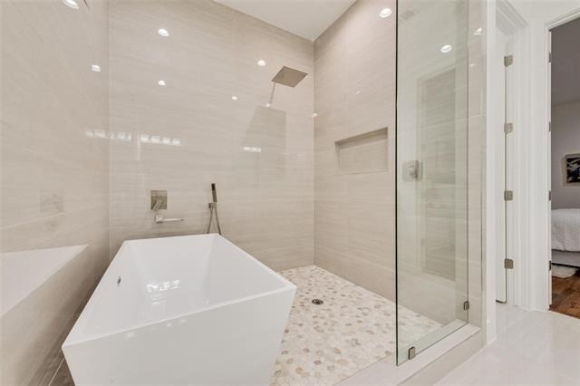 217 W Yarmouth Street - Photo 18