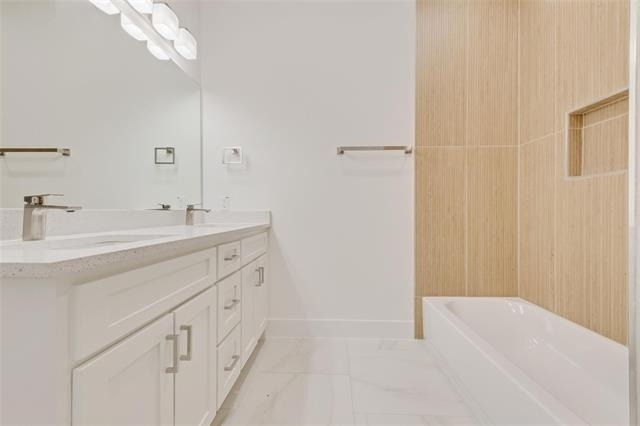 217 W Yarmouth Street - Photo 19
