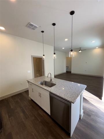 2036 Oak Grove - Photo 3