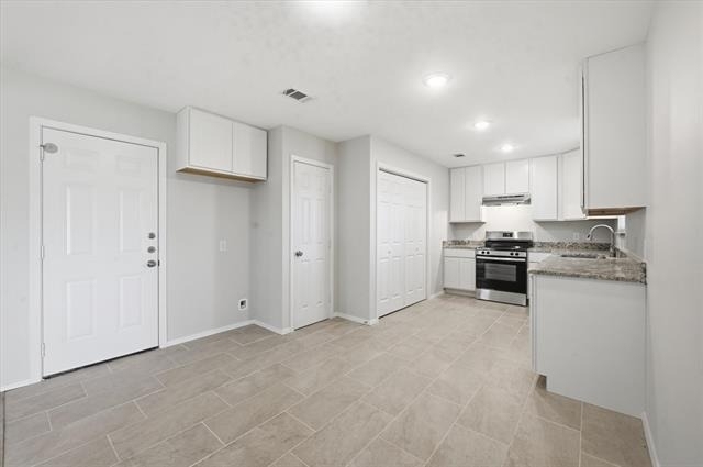 3833 Finley Road - Photo 8