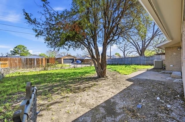 3833 Finley Road - Photo 15