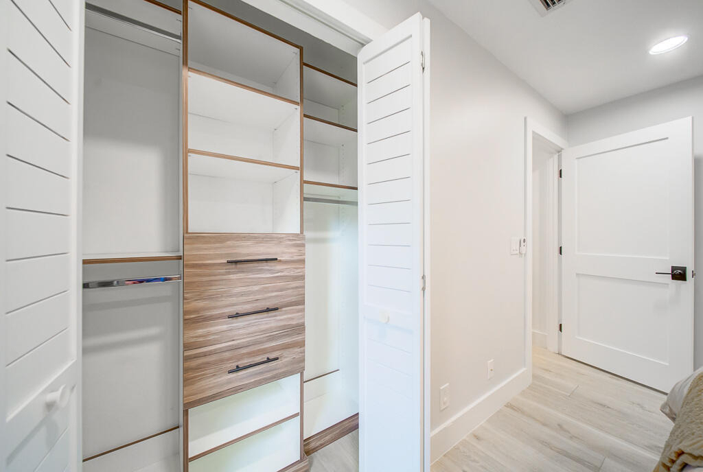 1853 Shower Tree Way - Photo 16