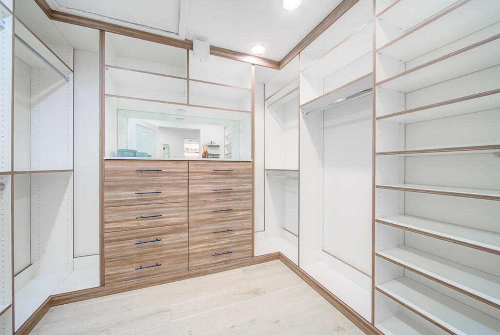 1853 Shower Tree Way - Photo 17