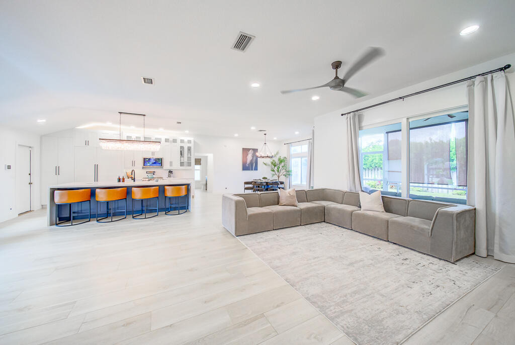 1853 Shower Tree Way - Photo 10