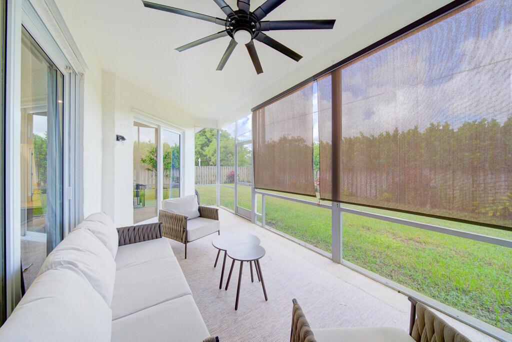 1853 Shower Tree Way - Photo 24