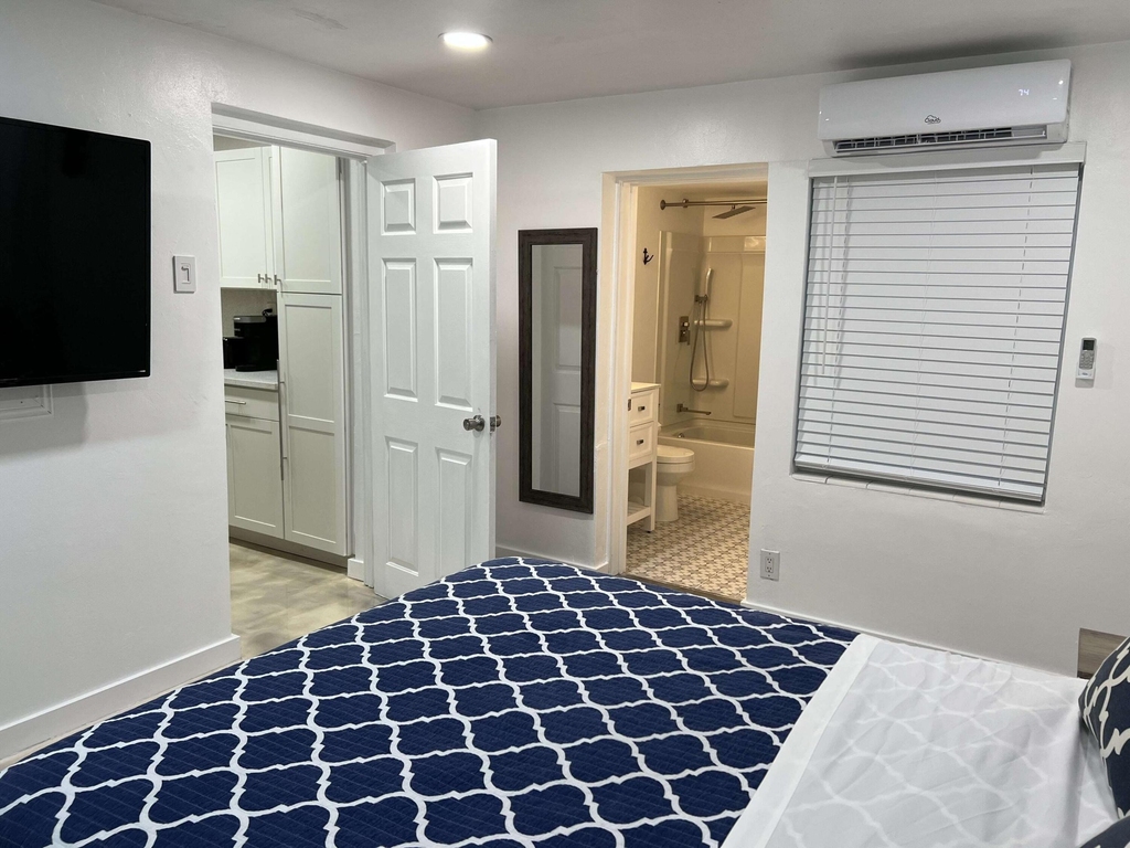 2648 Ne 15th Terrace - Photo 18