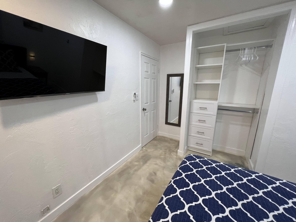 2648 Ne 15th Terrace - Photo 5