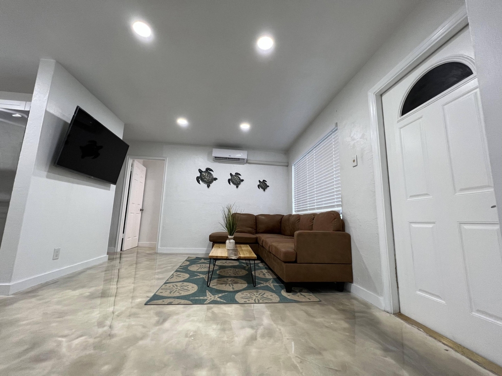 2648 Ne 15th Terrace - Photo 6