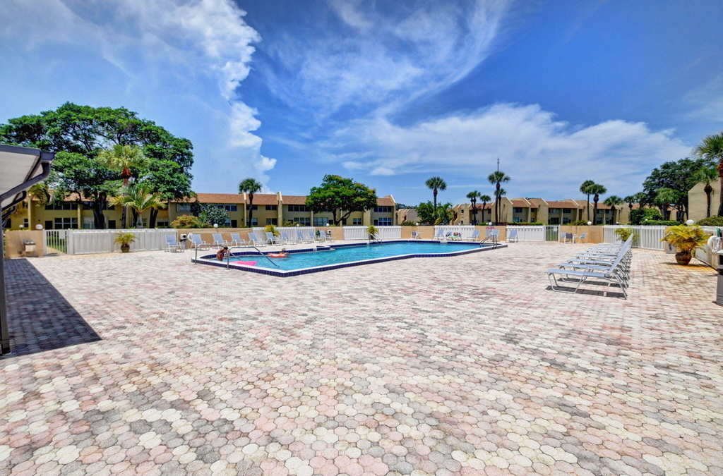 2340 Sw 22nd Avenue - Photo 45