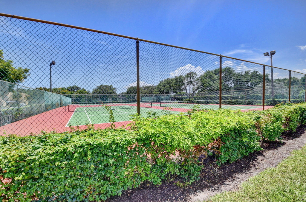 2340 Sw 22nd Avenue - Photo 44